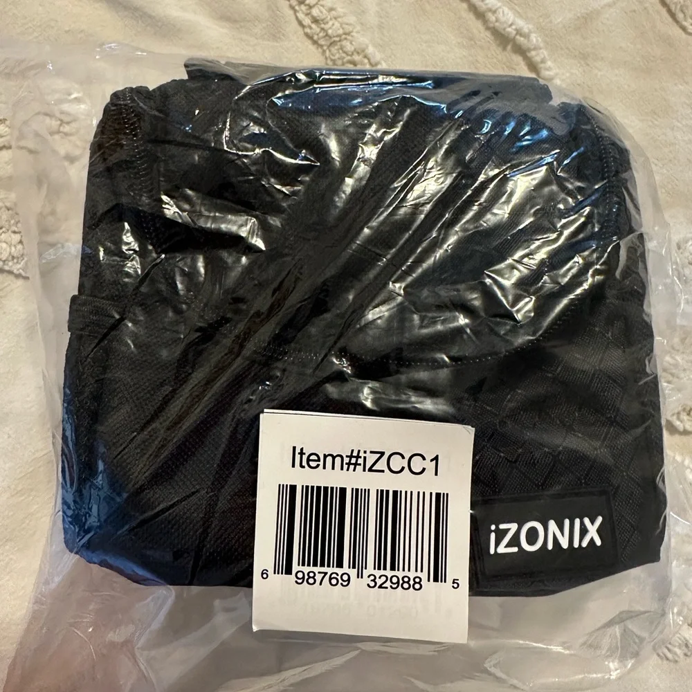 NWT iZONIX Mini Camera Bag for Instax